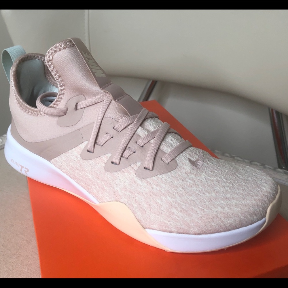 SOLD‼️Nike Foundation Elite TR Particle Beige - Picture 2 of 5